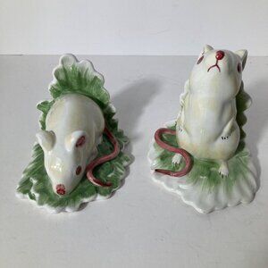 2 Italian Ceramic Mice Cabbage‎ Figurines 4 x 5" Numbered White Green Pink